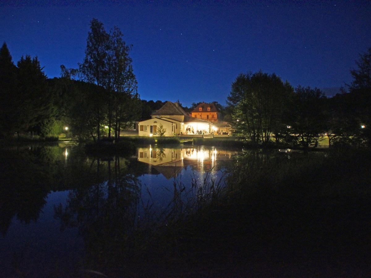 Le Domaine de L'étang de Sandanet Issac Exterior foto